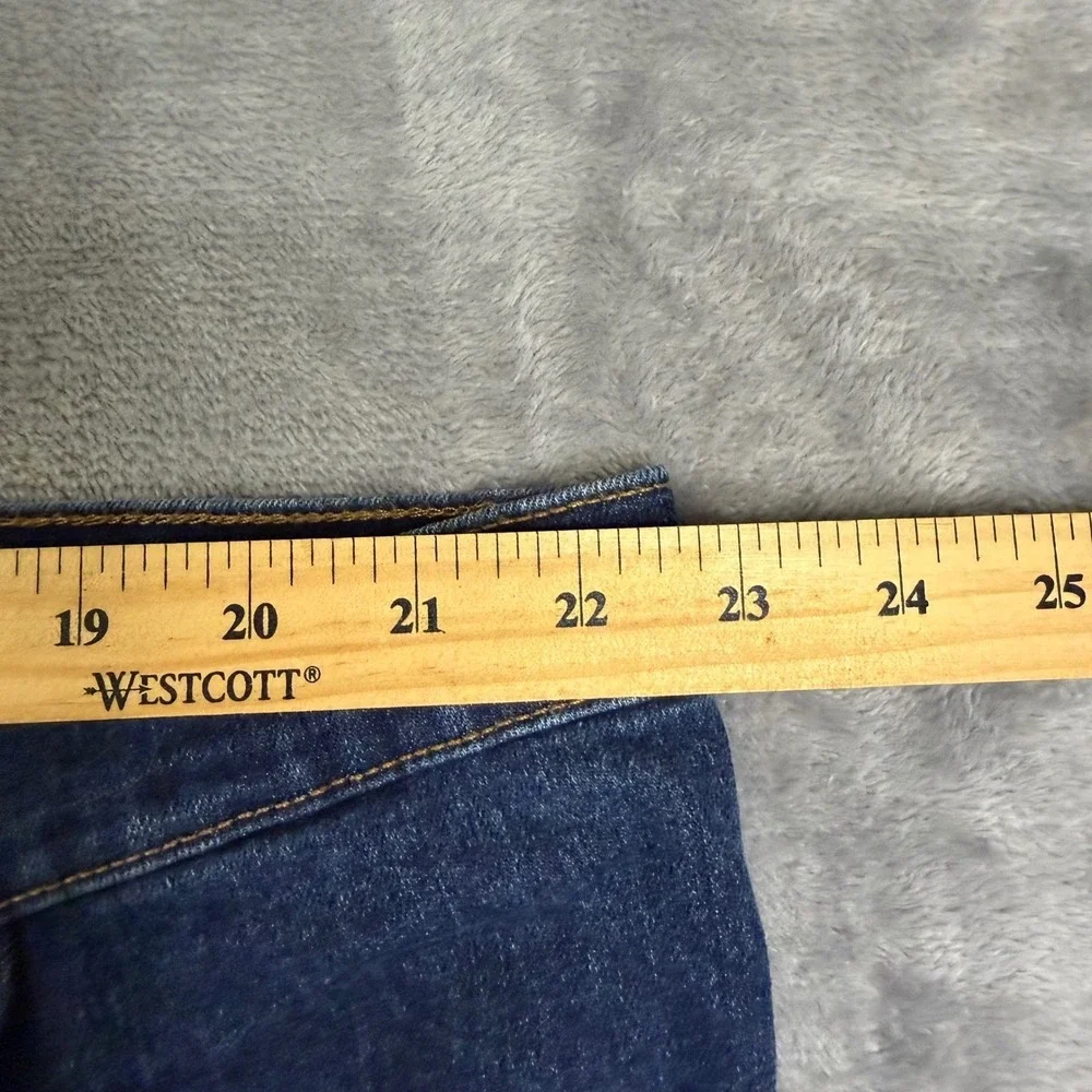 Wrangler Relaxed Fit Jeans Mens 46x30 Blue Medium Wash Stretch Denim 97FXWXD